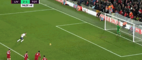 曼联拉什福德末段进球绝杀热刺